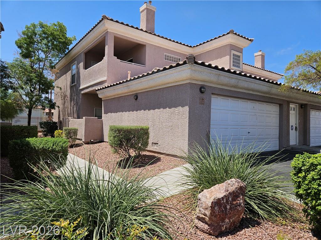 6901 Cobre Azul Avenue 102, Las Vegas, NV 89108 — photo 1