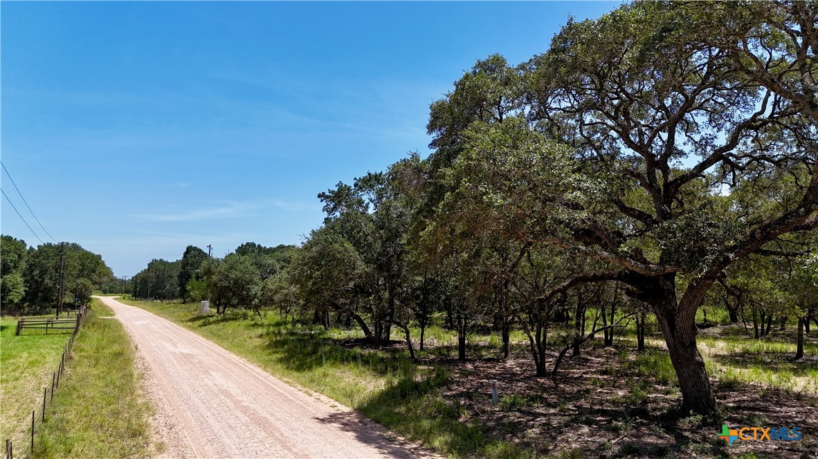 182 County Road 123F, Hallettsville, TX 77964 — photo 1