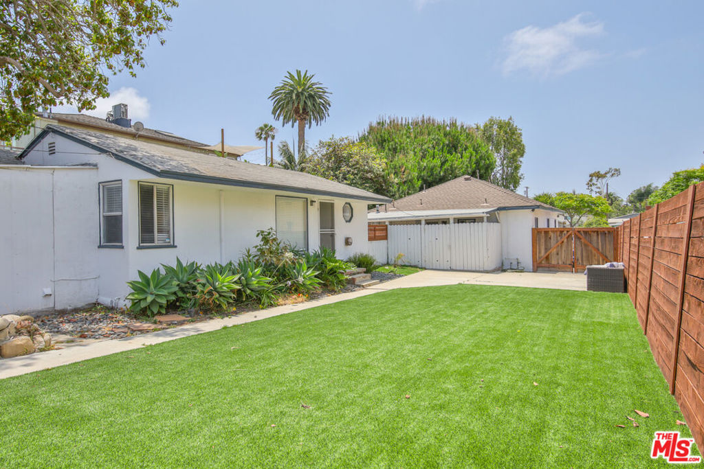 1817 17th Street, Santa Monica, CA 90404 — photo 1