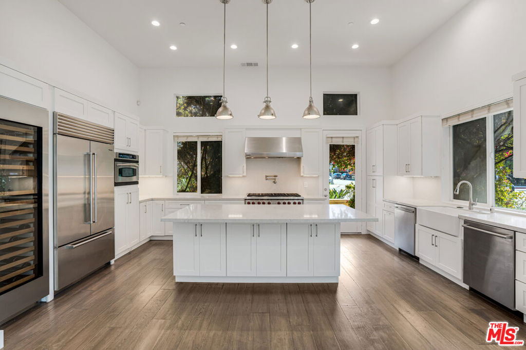 5744 Celedon 28, Playa Vista, CA 90094 — photo 1
