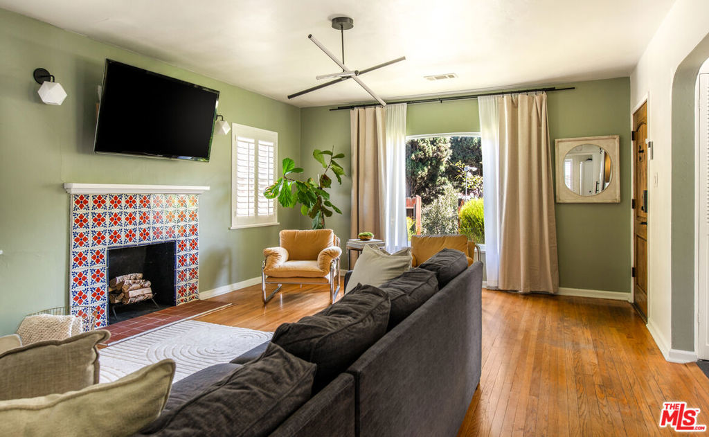 3209 Bennett Drive, Los Angeles, CA 90068 — photo 1