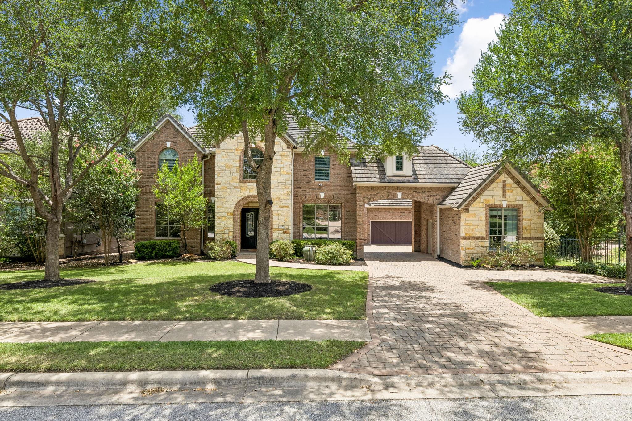 11813 Eagles Glen, Austin, TX 78732 — photo 1