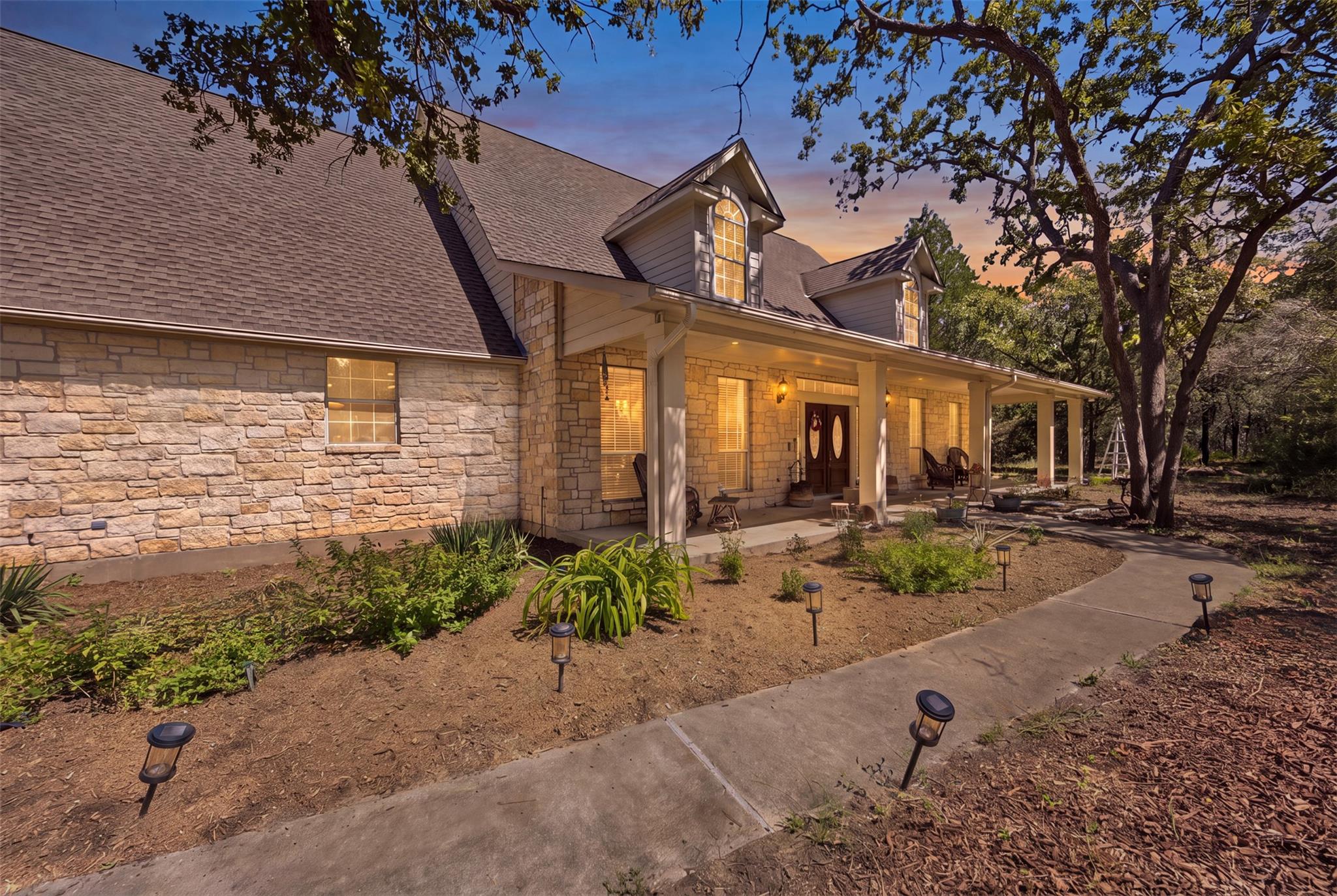 197  Elm Wood Dr, Elgin, TX 78621 — photo 1