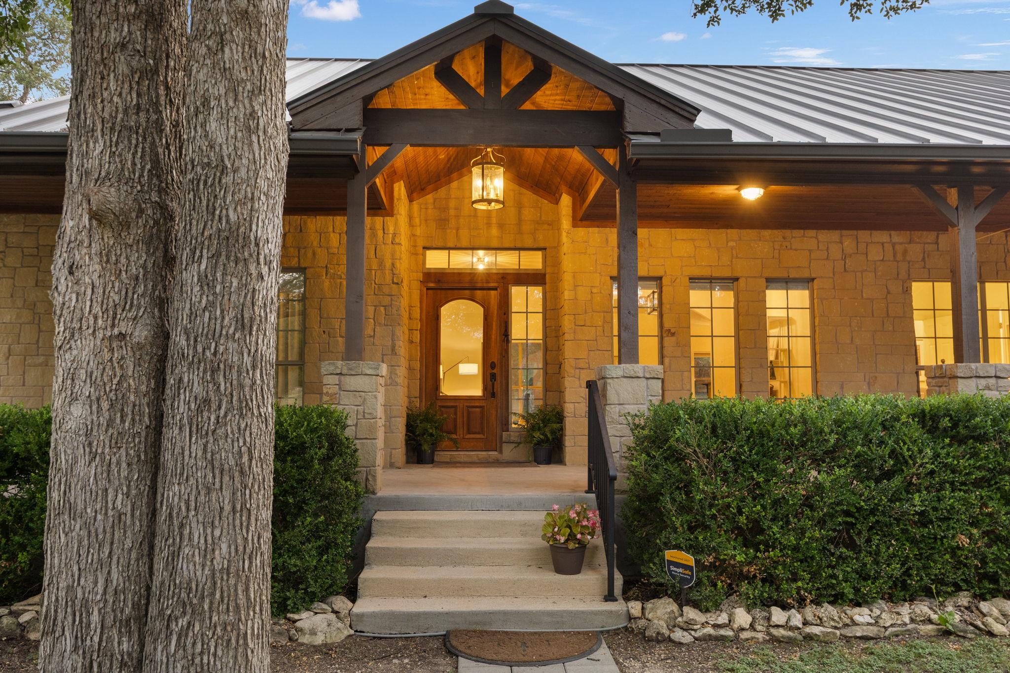 447 Miss Donna, Dripping Springs, TX 78620 — photo 1