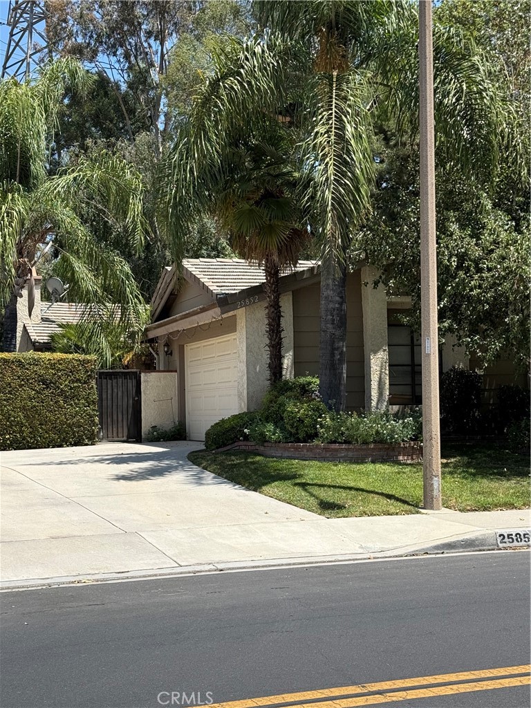 25852 Estaban, Valencia, CA 91355 — photo 1