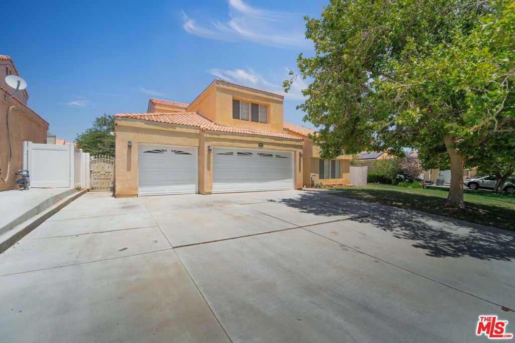 4045 Lexington Court, Palmdale, CA 93552 — photo 1