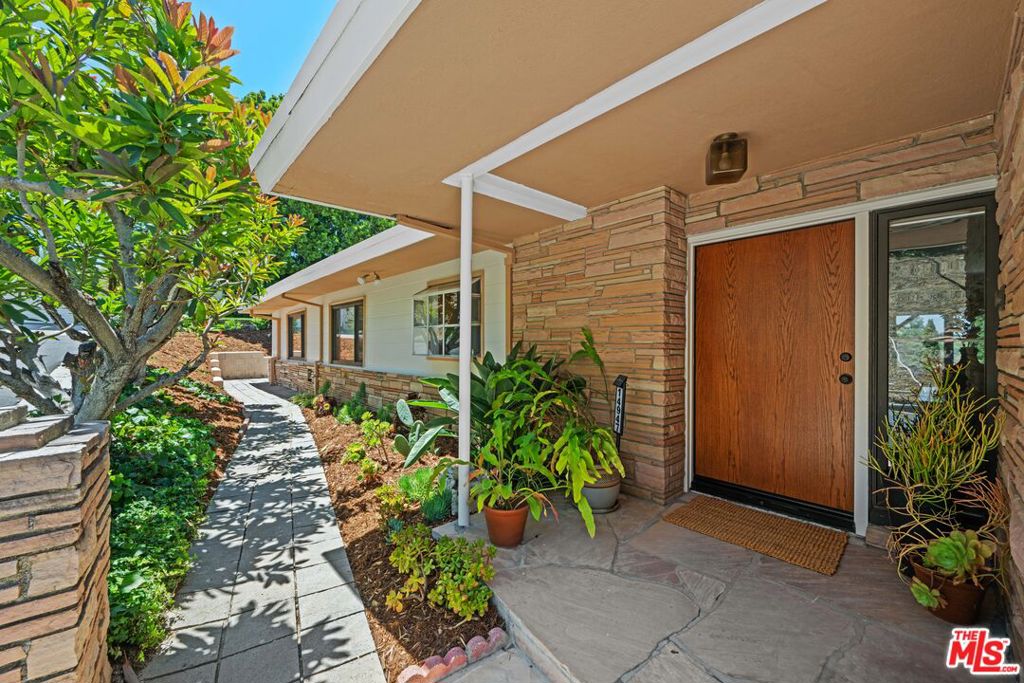 14947 Rhinestone Drive, Sherman Oaks, CA 91403 — photo 1