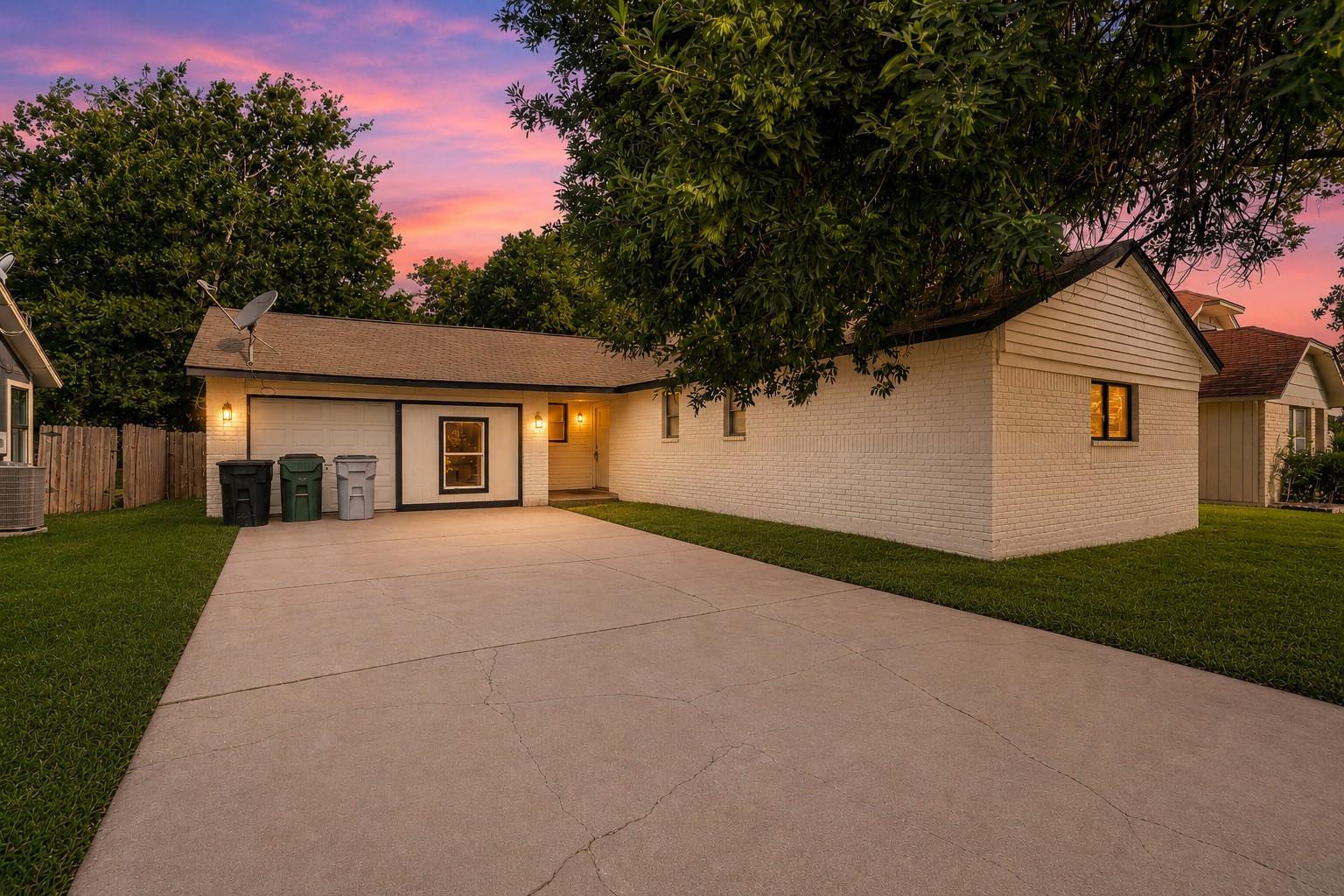 16402 Parkway, Pflugerville, TX 78660 — photo 1