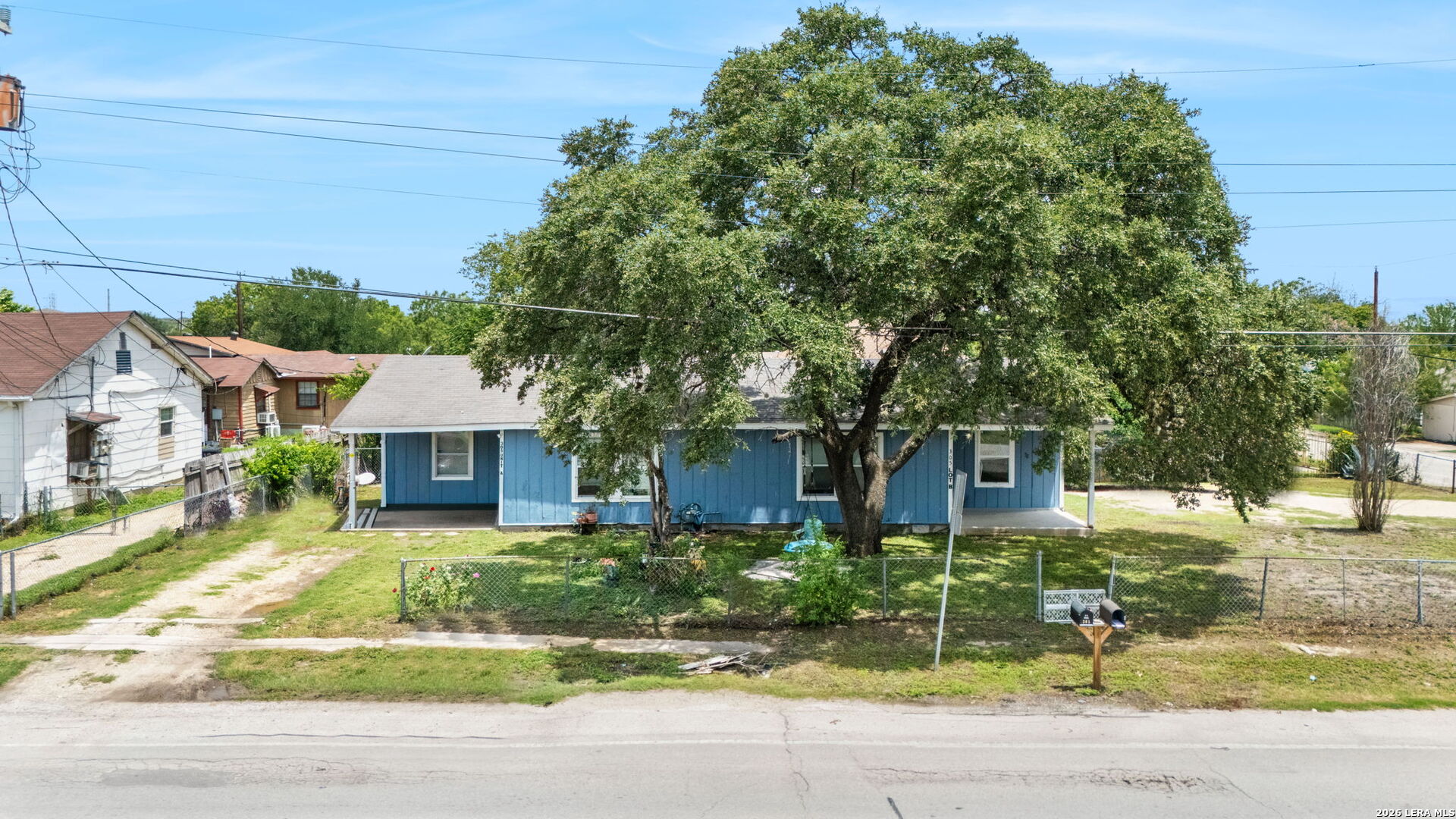 305 Gillette Blvd, San Antonio, TX 78221 — photo 1
