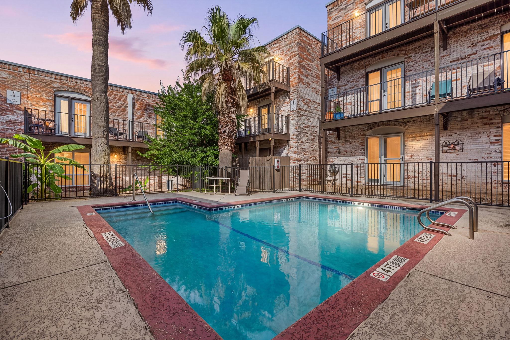 6501 Hill, Austin, TX 78731 — photo 1