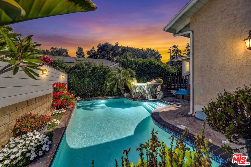 10205 Fairgrove Avenue, Tujunga, CA 91042 — photo 1
