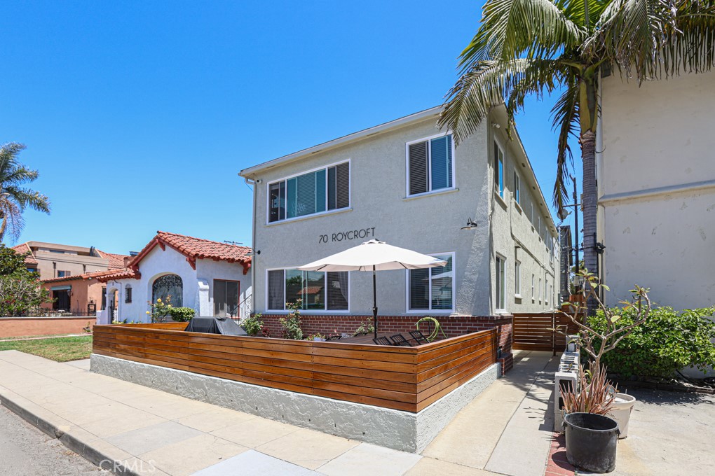 70 Roycroft ave, Long Beach, CA 90803 — photo 1