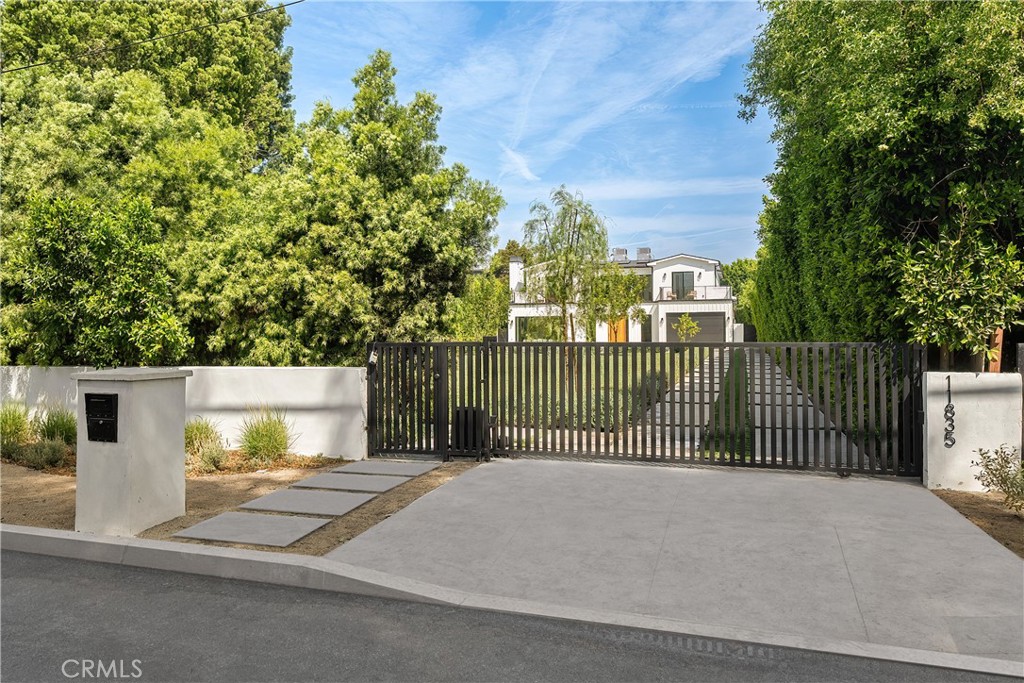 11835 Kling Street, Valley Village, CA 91607 — photo 1