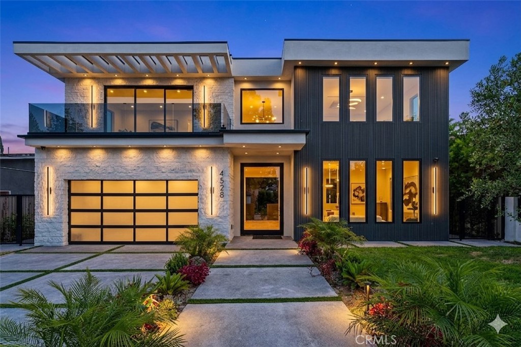 4528 Matilija Avenue, Sherman Oaks, CA 91423 — photo 1