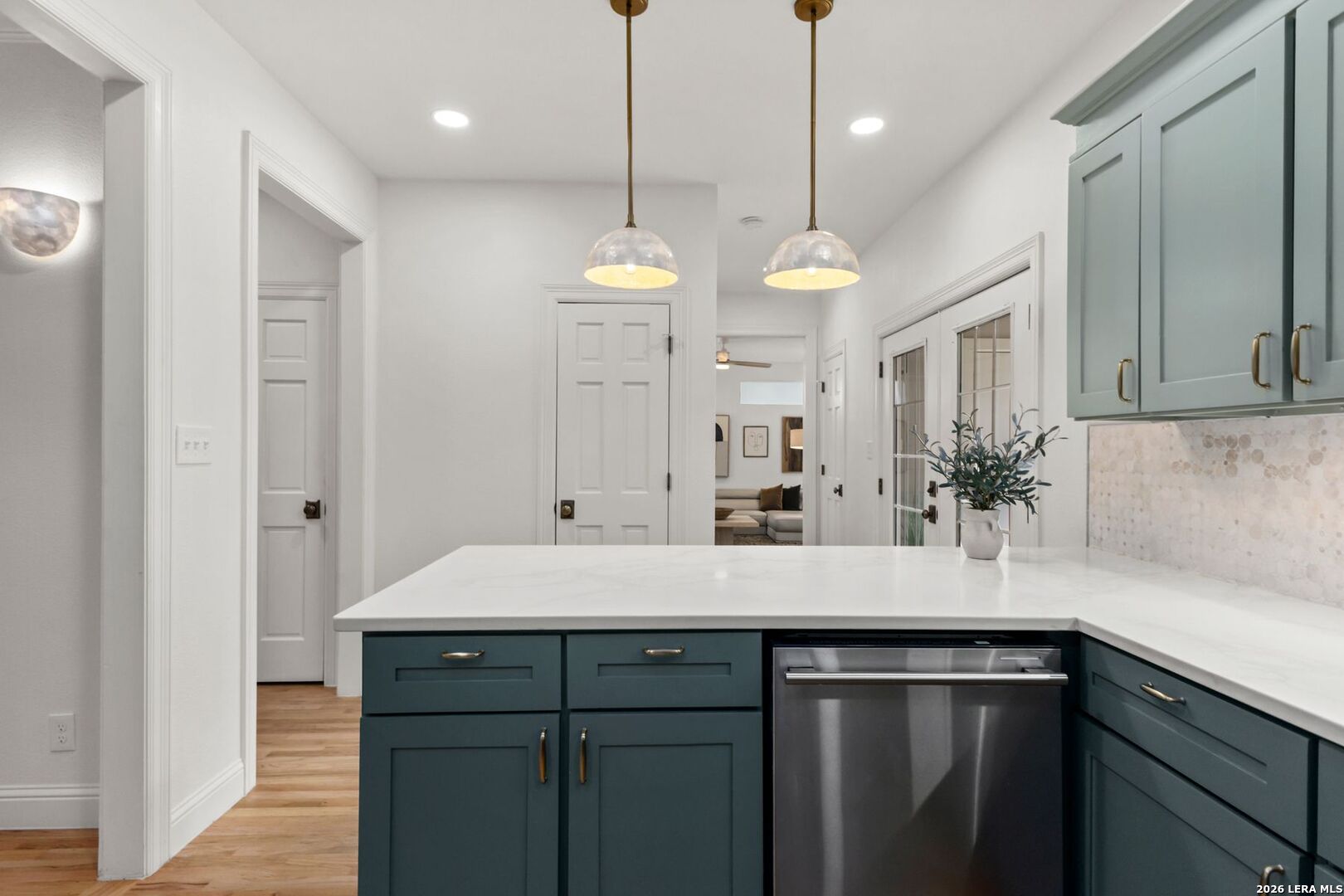 214 Vance St, , 78210 — photo 1