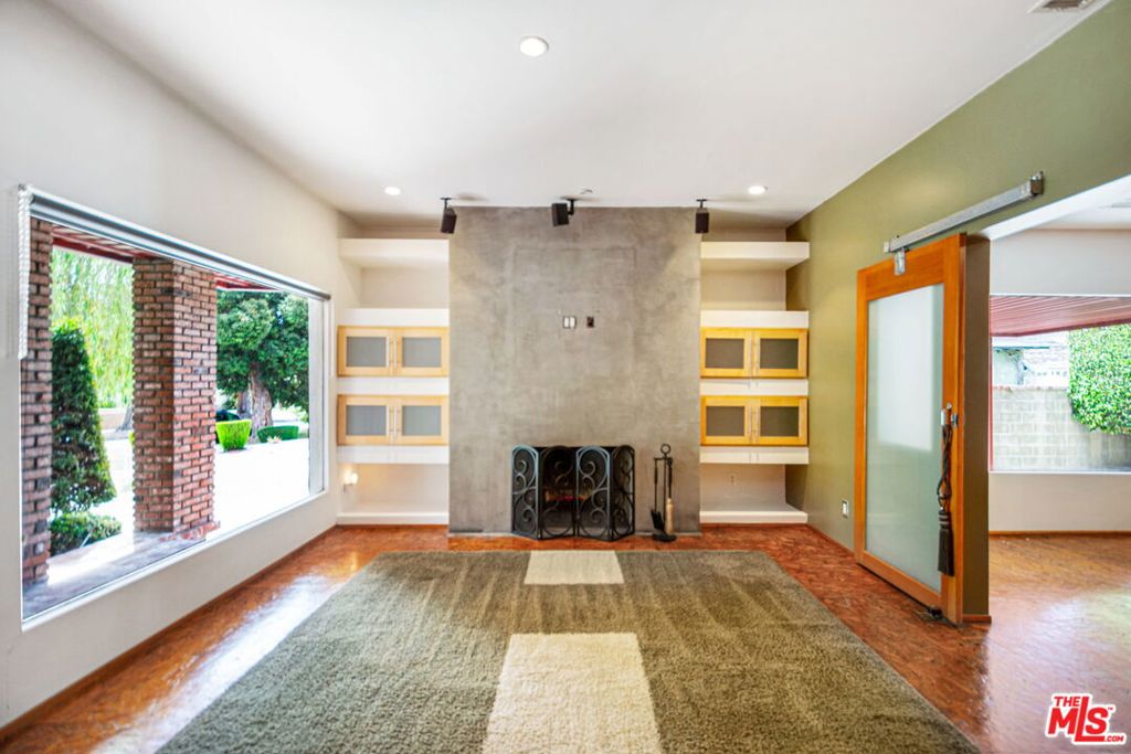 5445 Chesley Avenue, Los Angeles, CA 90043 — photo 1