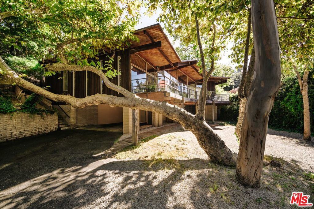 630 Hightree Road, Santa Monica, CA 90402 — photo 1