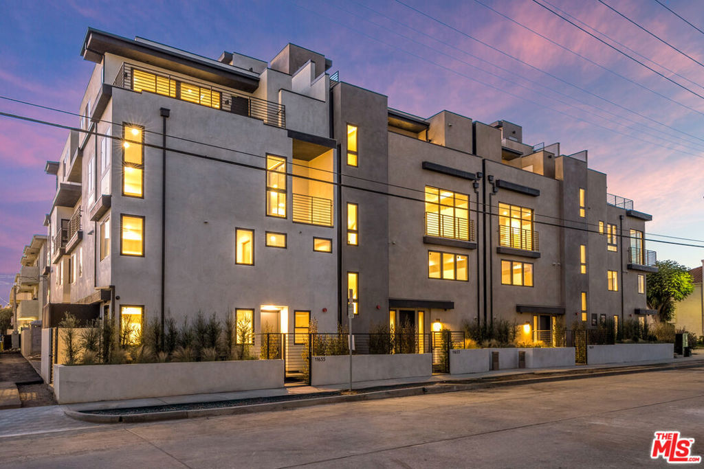 11655 Missouri Avenue, Los Angeles, CA 90025 — photo 1