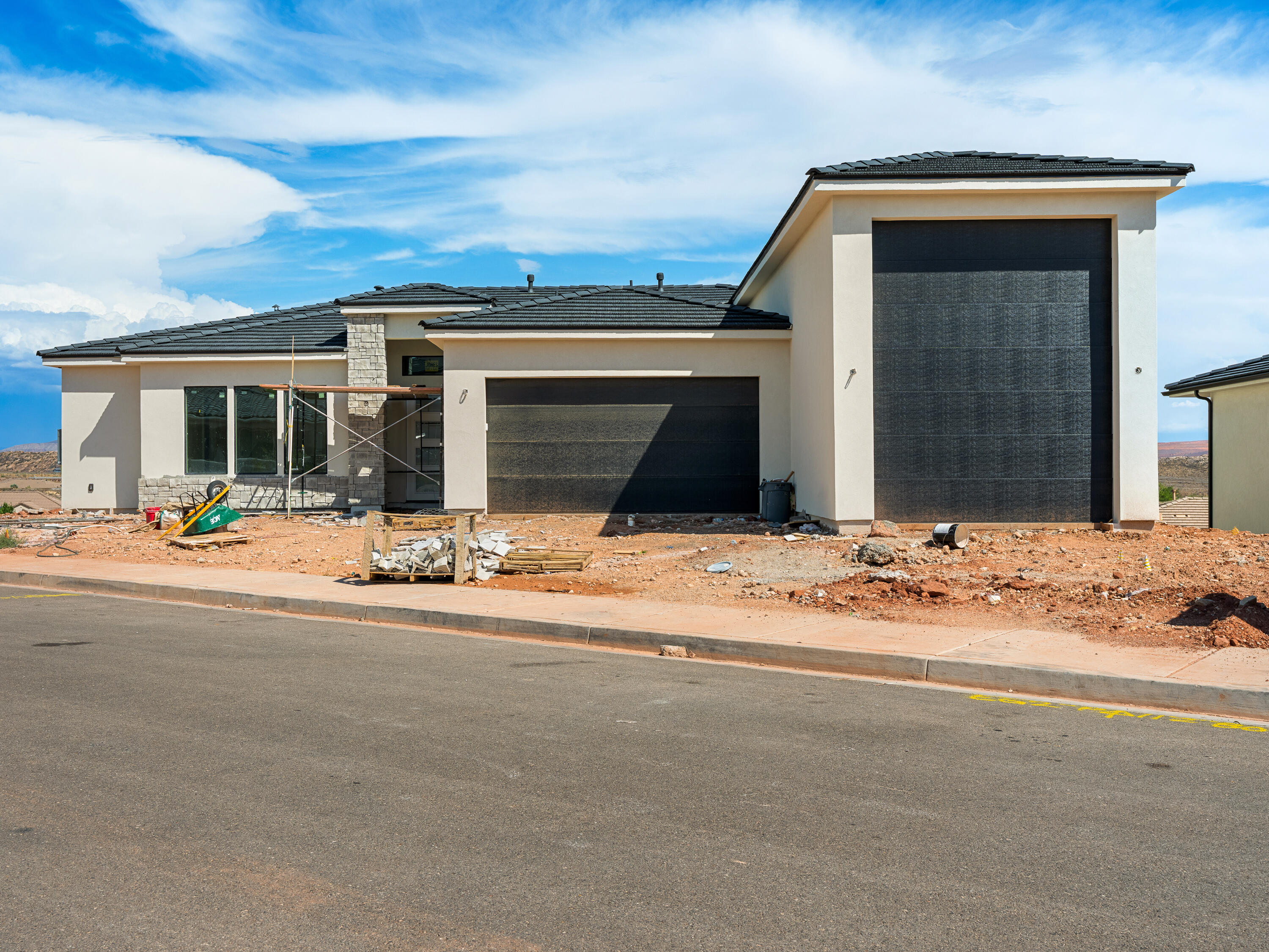 1870 N Chapman DR, Washington, UT 84780 — photo 1