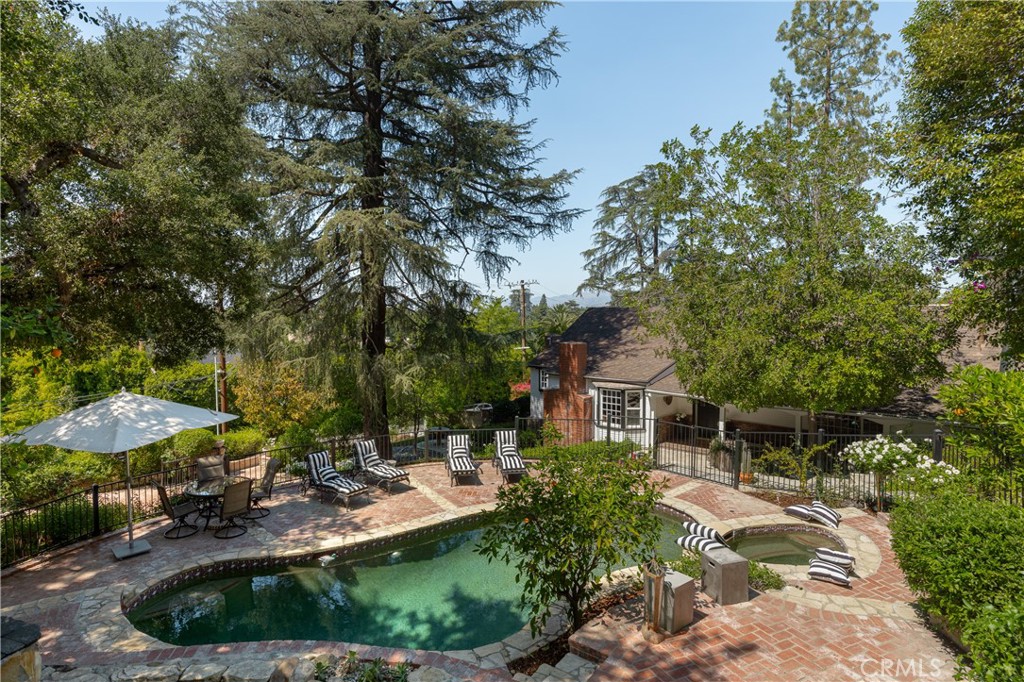 4650 Encino Avenue, Encino, CA 91316 — photo 1