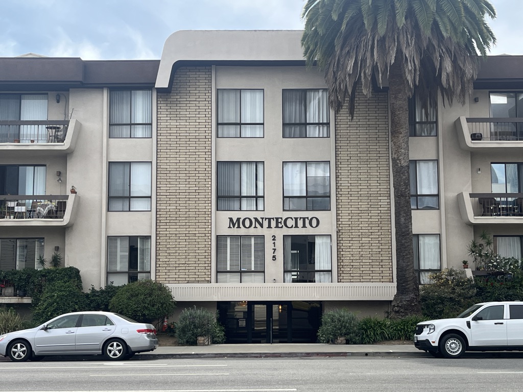 2175 S Beverly Glen Boulevard 201, Los Angeles, CA 90025 — photo 1