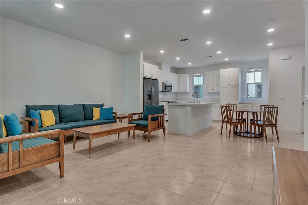 509 Tamarind Way B, West Covina, CA 91791 — photo 1