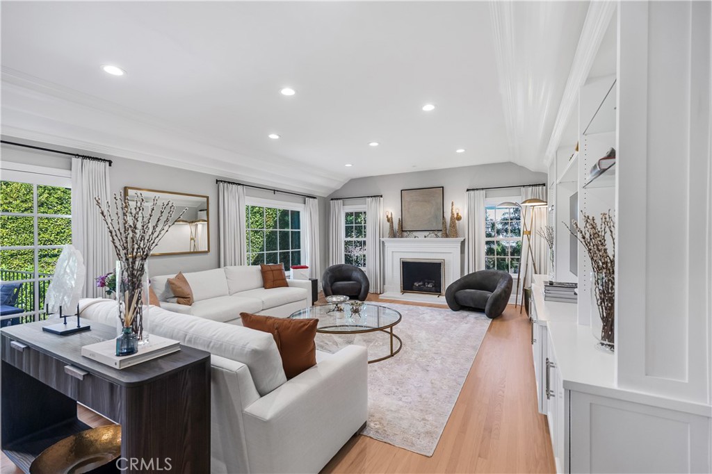 10455 Lindbrook Drive, Los Angeles, CA 90024 — photo 1