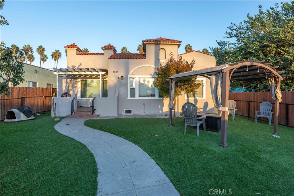 4524 7th Avenue, Los Angeles, CA 90043 — photo 1