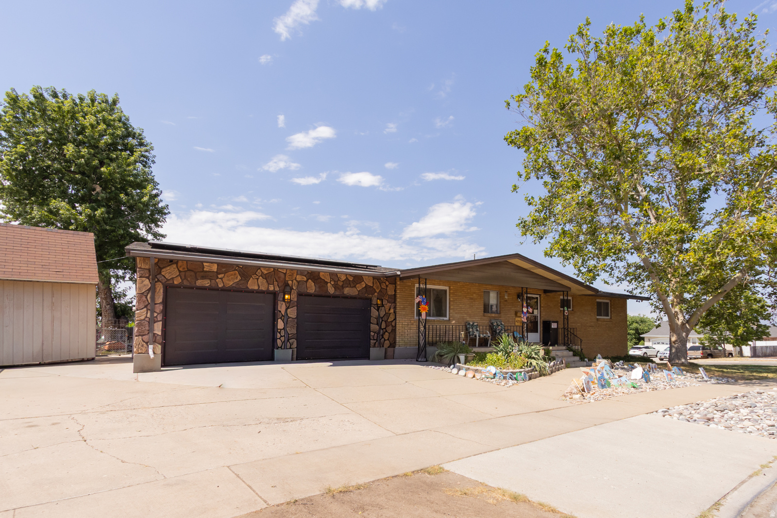 4251 S 2350 W, Roy, UT 84067 — photo 1