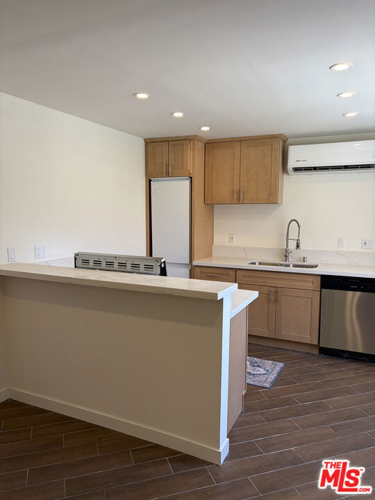64285 Spyglass Avenue 16, Desert Hot Springs, CA 92240 — photo 1
