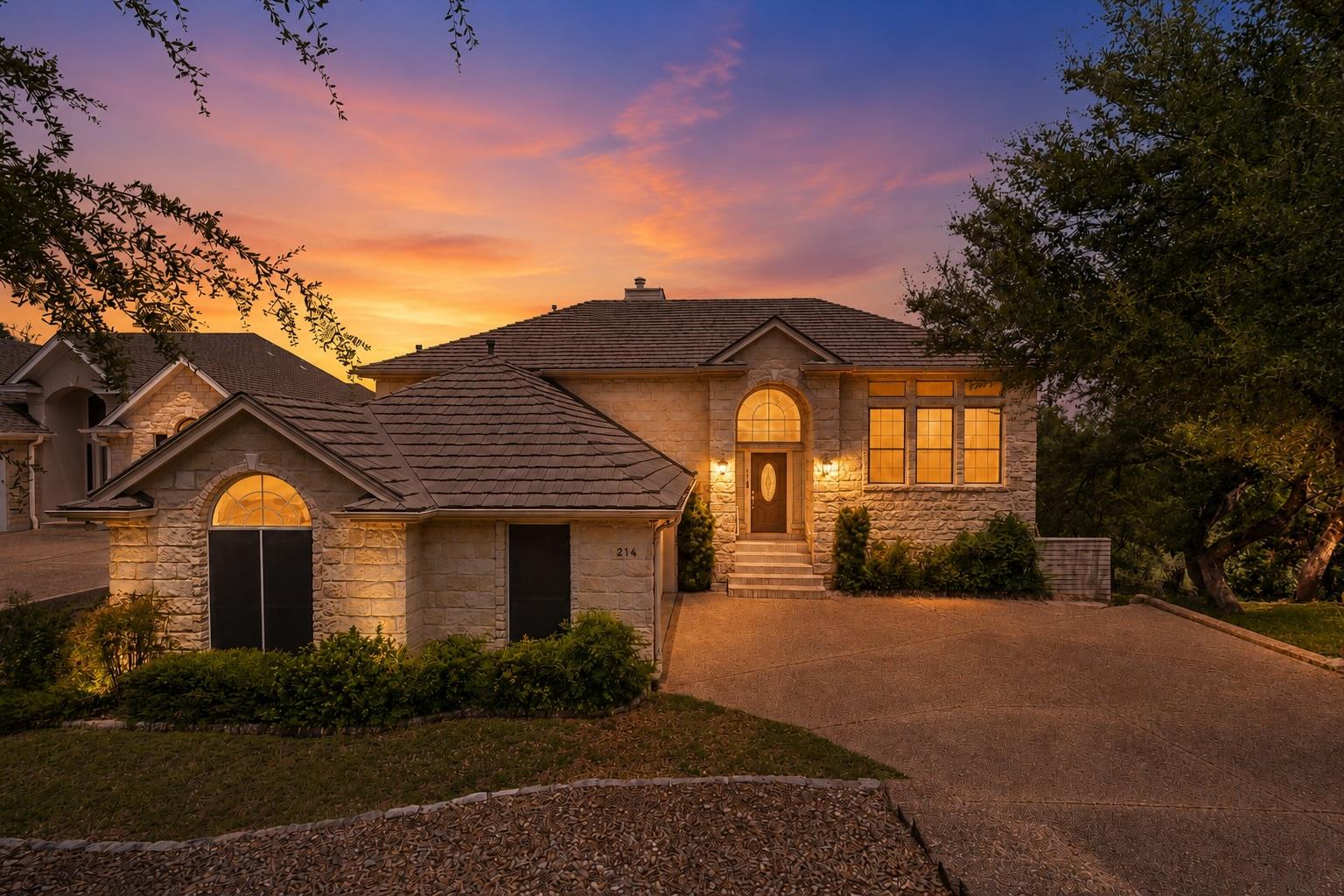214 Golf Crest, Lakeway, TX 78734 — photo 1