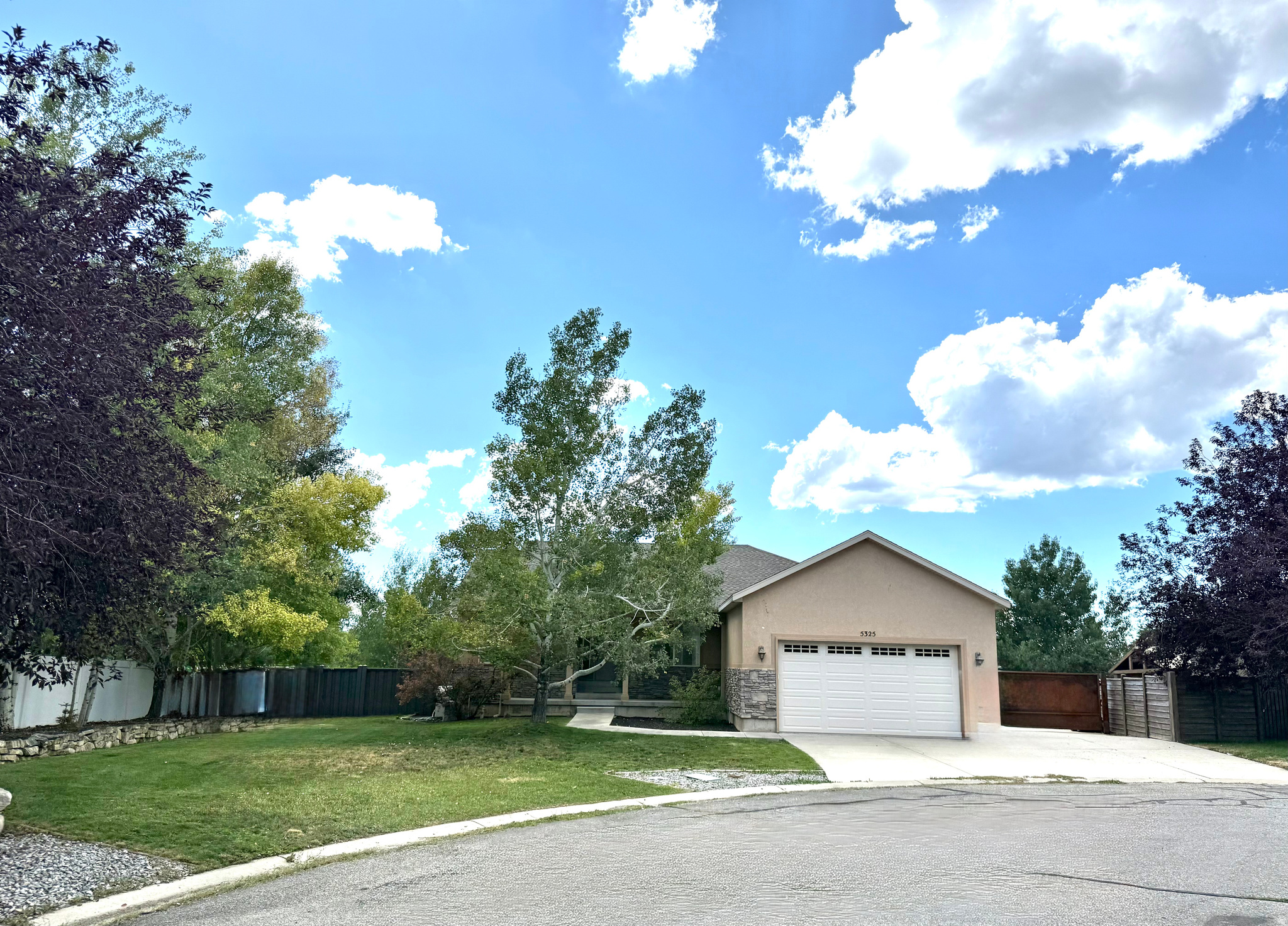 5325 S BRIDLE CIR, Oakley, UT 84055 — photo 1