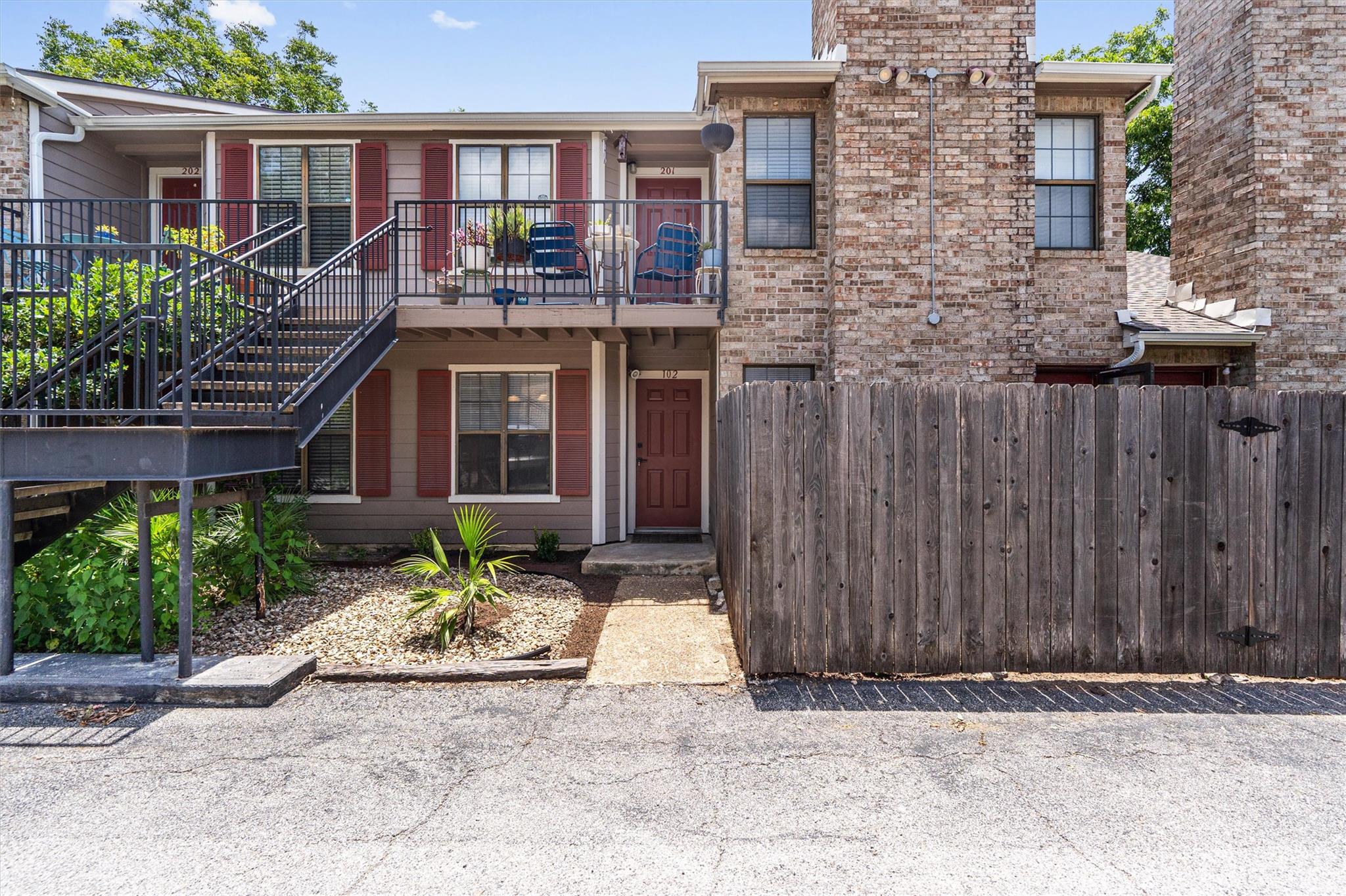 2907 Pearl, Austin, TX 78705 — photo 1