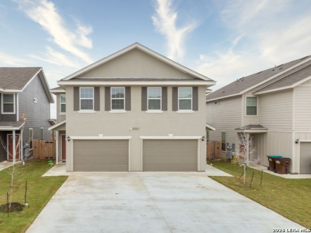 10327 LYNWOOD CRK, San Antonio, TX 78245 — photo 1