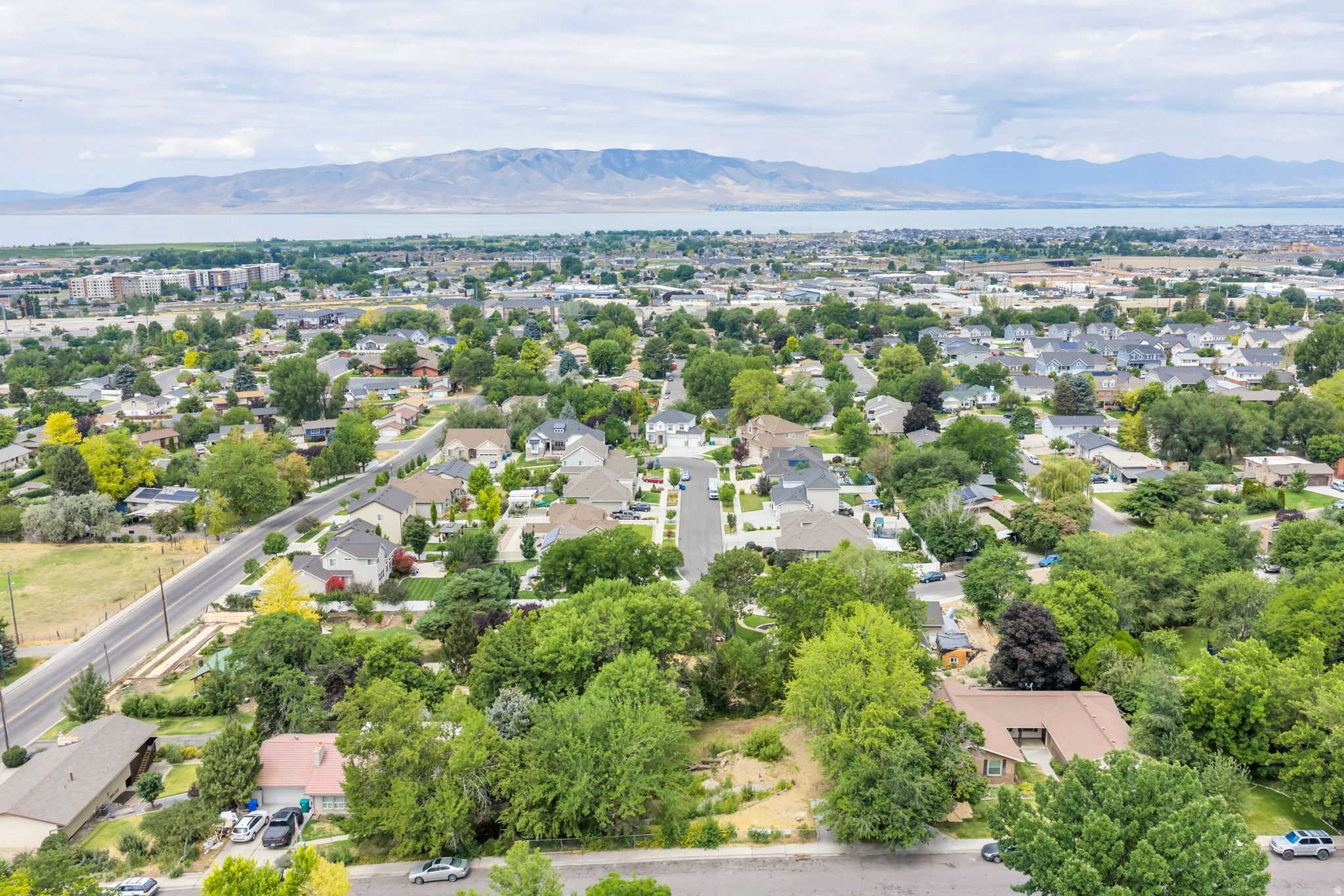 560 S 880 W, Orem, UT 84058 — photo 1