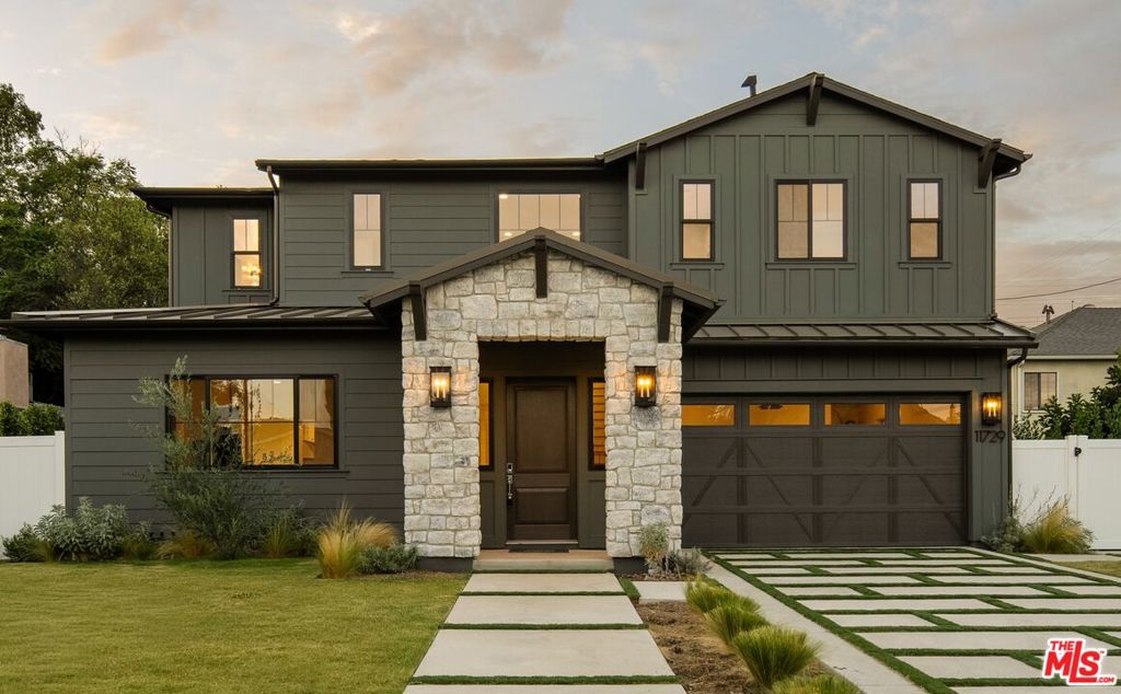 11729 Hartsook Street, Valley Village, CA 91607 — photo 1