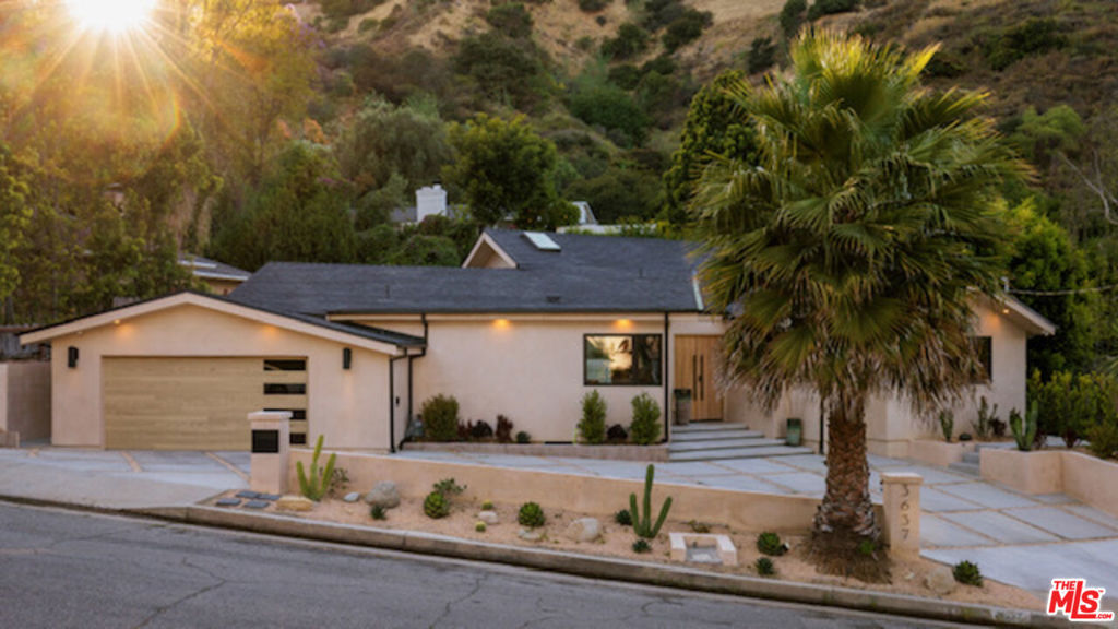 3637 Loadstone Drive, Los Angeles, CA 91403 — photo 1