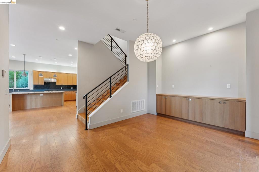 5917 Balboa, Oakland, CA 94611-2318 — photo 1