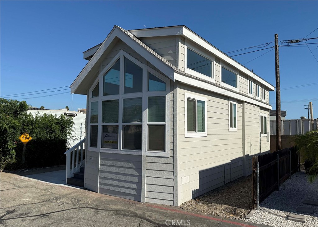 2548 Peck Road 06, Monrovia, CA 91016 — photo 1