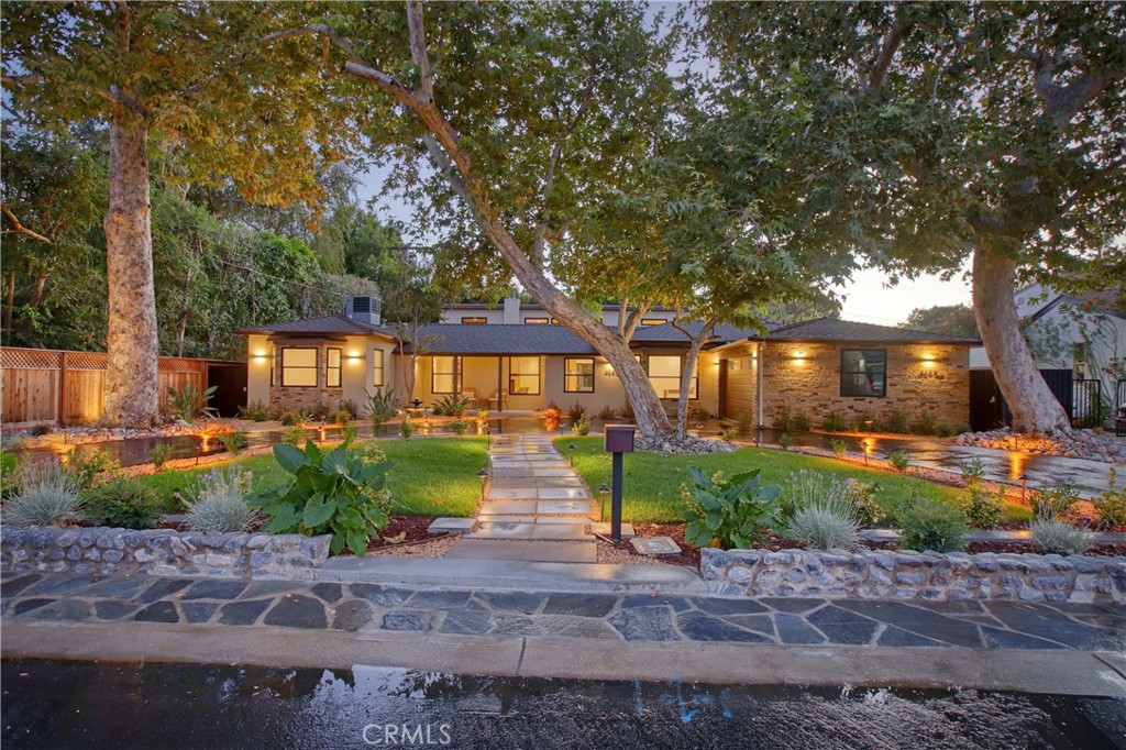 4643 Vantage Avenue, Valley Village, CA 91607 — photo 1