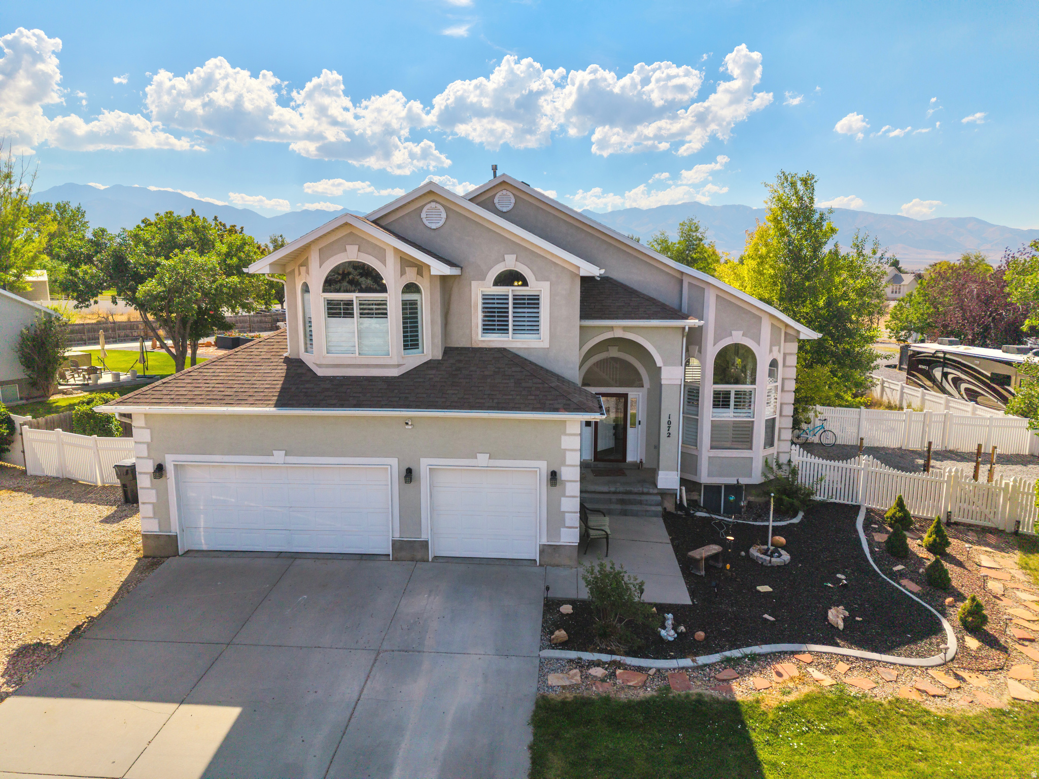 1072  DAVENPORT DR, Grantsville, UT 84029 — photo 1