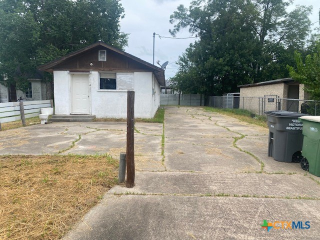 2516 Ozark Street, Victoria, TX 77901 — photo 1