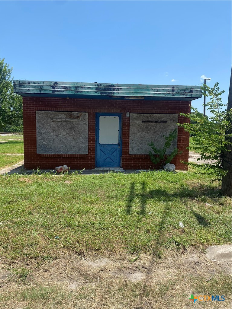 506 Cameron, Victoria, TX 77901 — photo 1