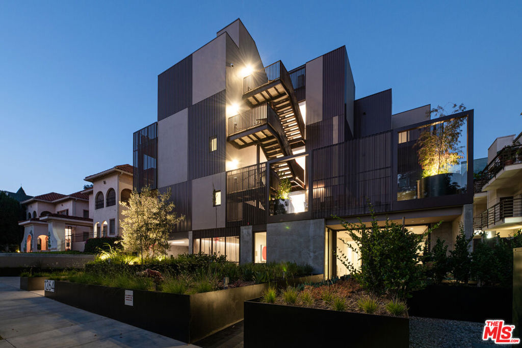 1264 N Harper Avenue PH1, West Hollywood, CA 90046 — photo 1