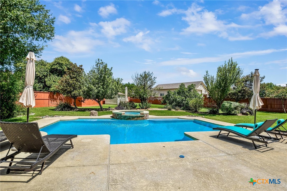 200 Diamond, Georgetown, TX 78633 — photo 1