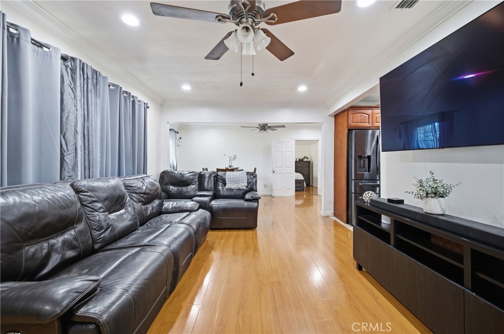 156 E 49th, Long Beach, CA 90805 — photo 1