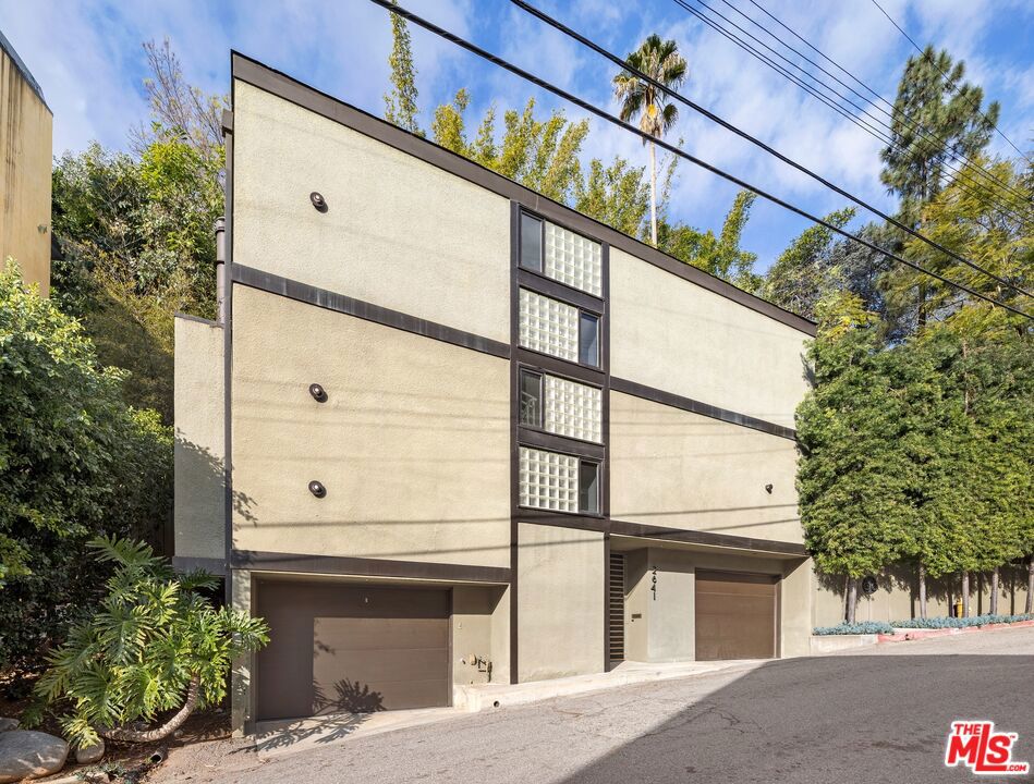 2641 Rinconia Drive, Los Angeles, CA 90068 — photo 1
