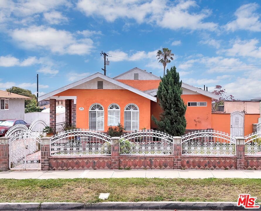 2116 W 107th Street, Los Angeles, CA 90047 — photo 1
