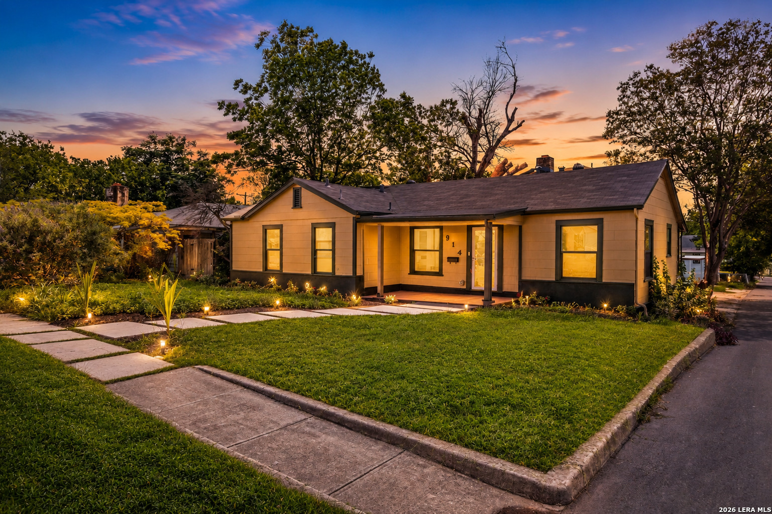 914 Halliday Ave, San Antonio, TX 78210 — photo 1
