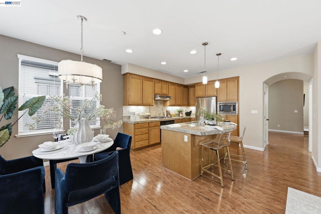 6005 Hillbrook Pl, Dublin, CA 94568 — photo 1